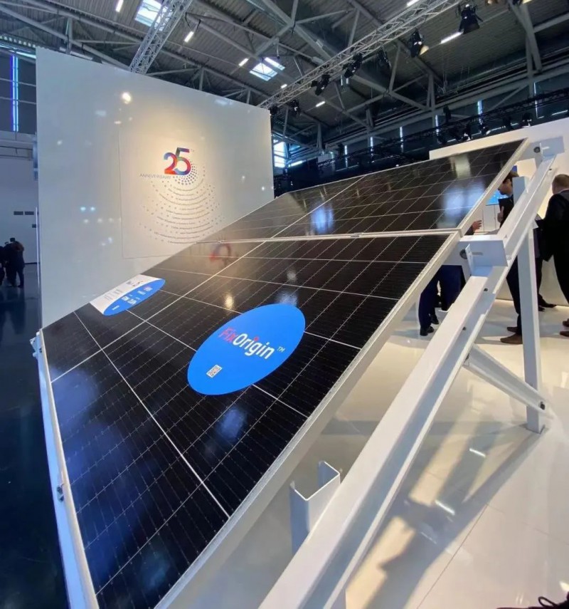 直击Intersolar Europe 天合光能焕新升级430W至尊小金刚，联合锂电池赋能分布式储能新未来