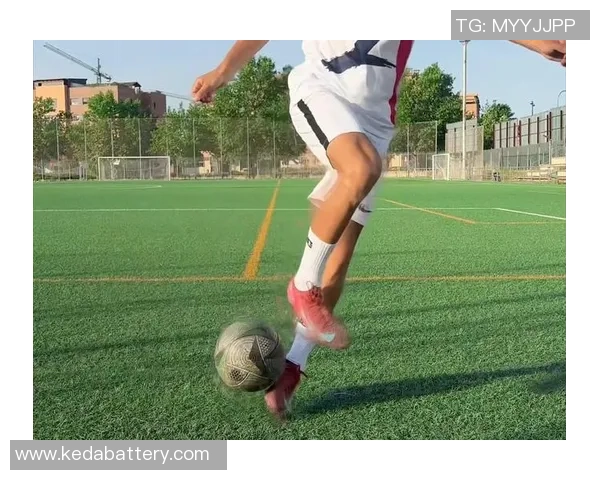 辨别足球明星真伪的实用技巧与方法分享